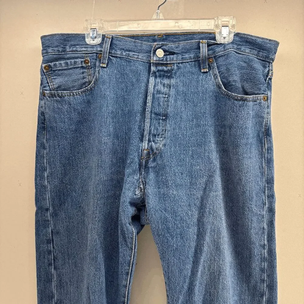 Vintage 2002 Levi’s 501 Faded Distressed Denim Jeans 38x32 (38x31 Actual)‎ Y2K